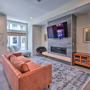 Townhome With Rooftop Deck Walk To Denver