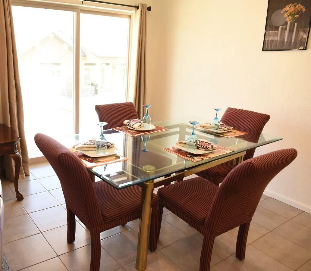 Den Haven Apartment Denver Homestay